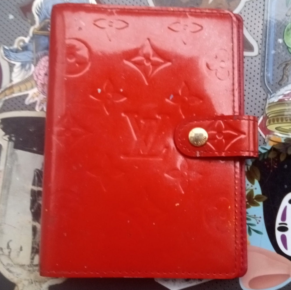 Louis Vuitton agenda